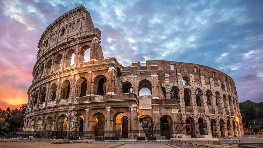 El-Coliseo-al-atardecer-Roma-Italia